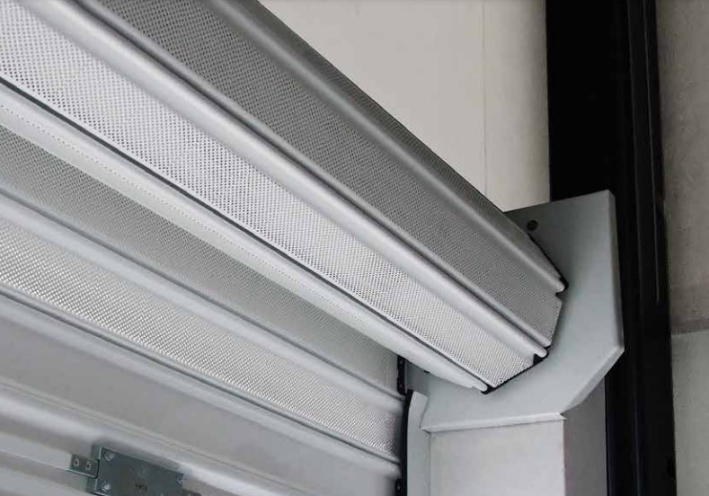 Matériels pour portes de garage sectionnelles et enroulable